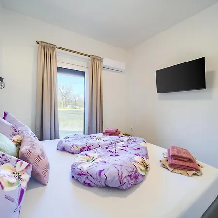 Ana 2 Posedarje Apartamento