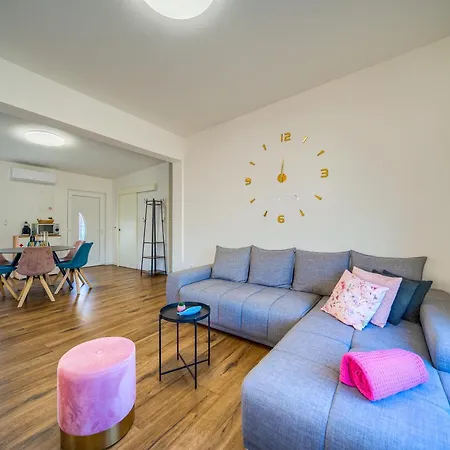 Ana 2 Posedarje Apartment Slivnica